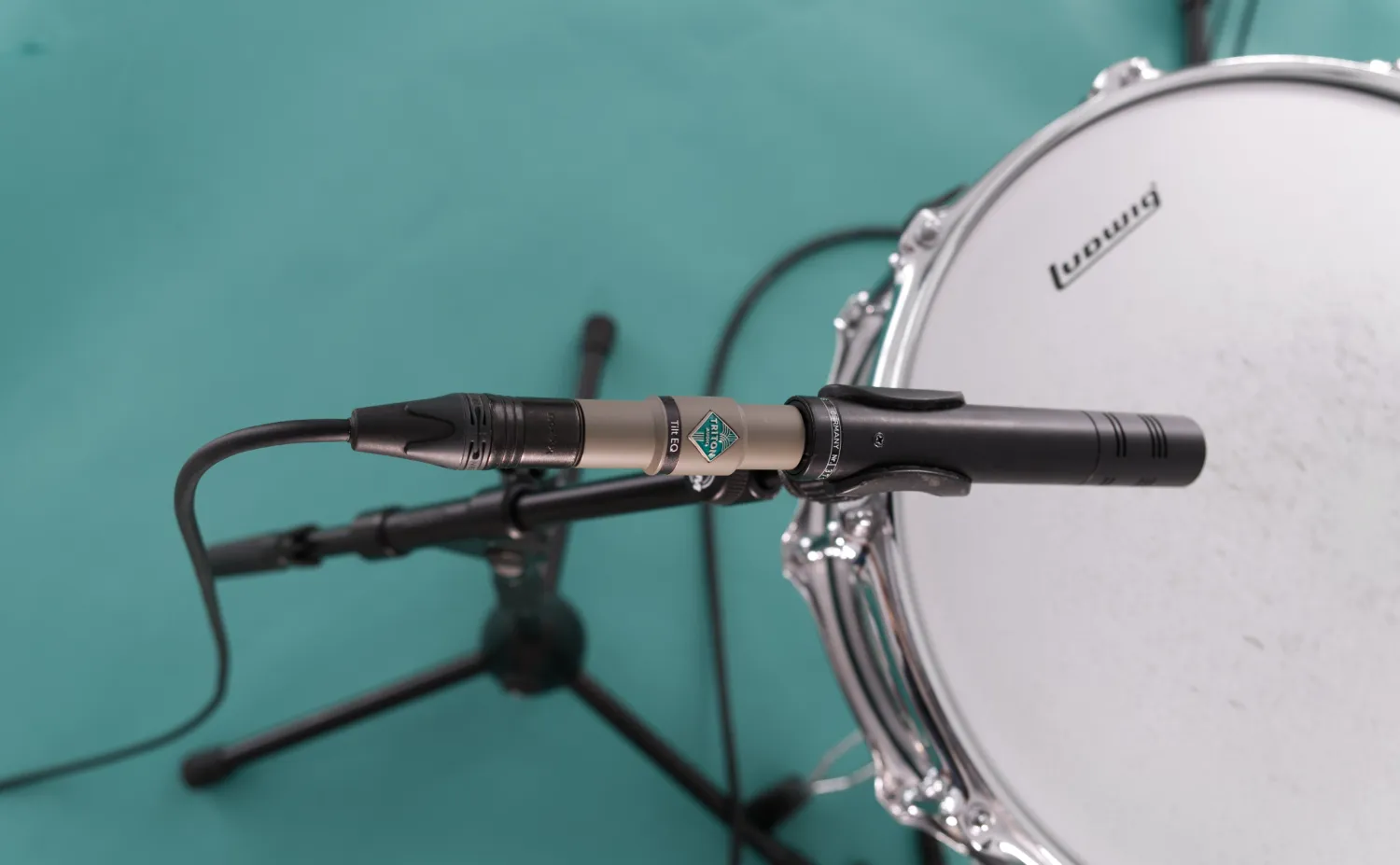Triton Audio Tilt EQ Mikrofonverstärker +22dB Phantom