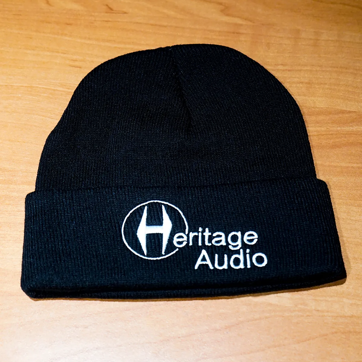 Heritage Audio H Logo Beanie schwarz Strick