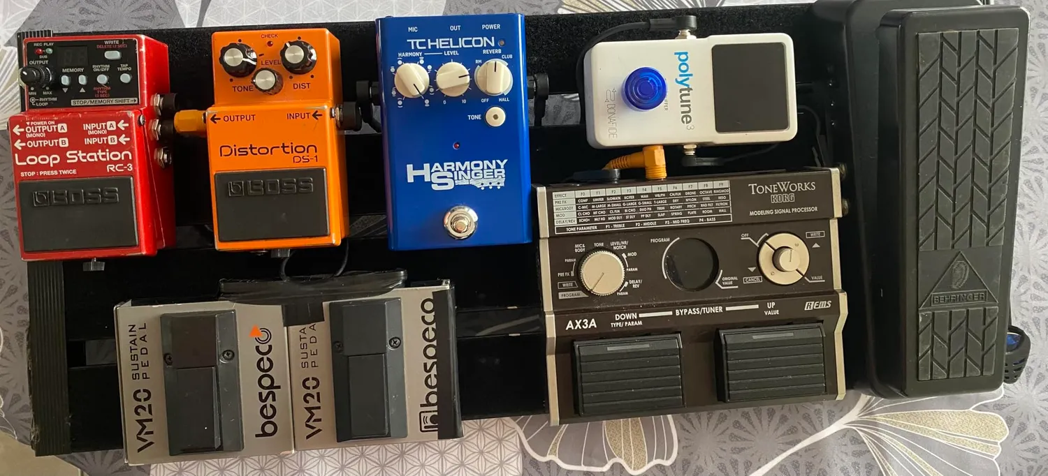 TC Helicon Harmony Singer 2 Gesangseffektpedal gitarrengesteuert