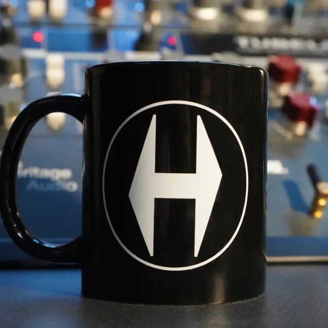 Heritage Audio H Logo Tasse schwarz Keramik