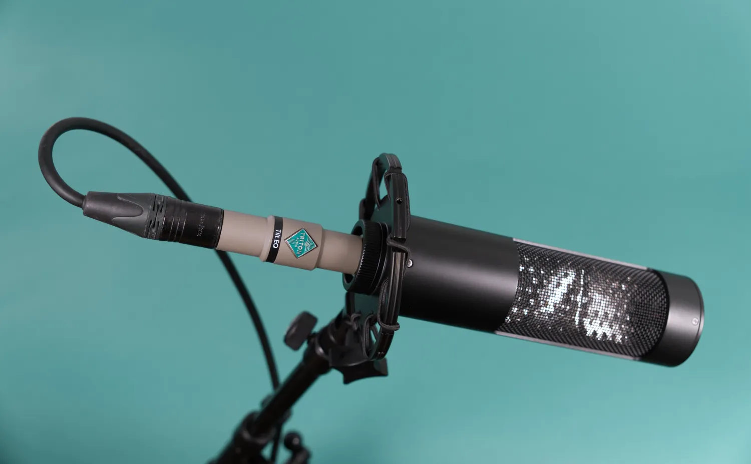 Triton Audio Tilt EQ Mikrofonverstärker +22dB Phantom